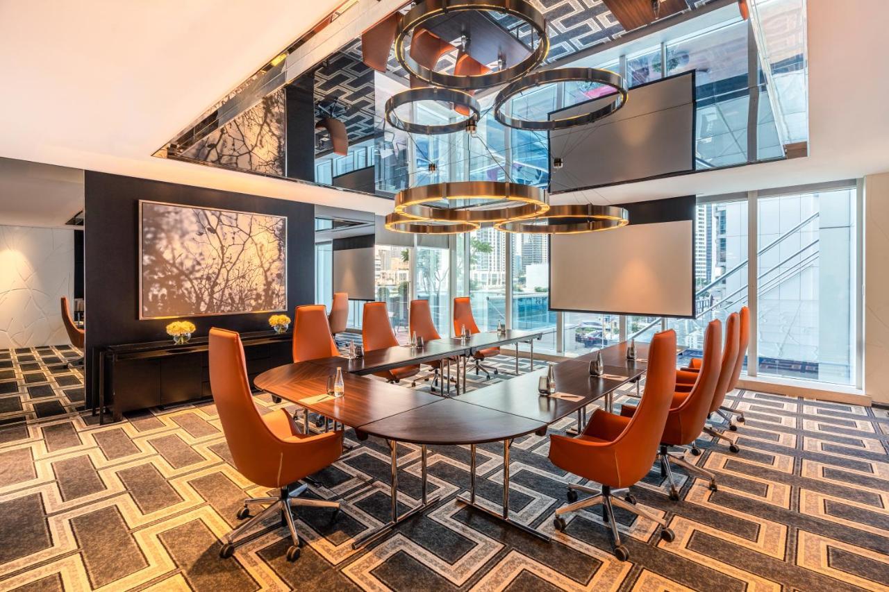 Hotel Pullman Downtown Dubai
