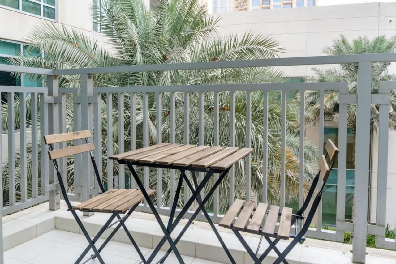 The Lofts, Downtown - Bright One Bedroom Daire Dubai
