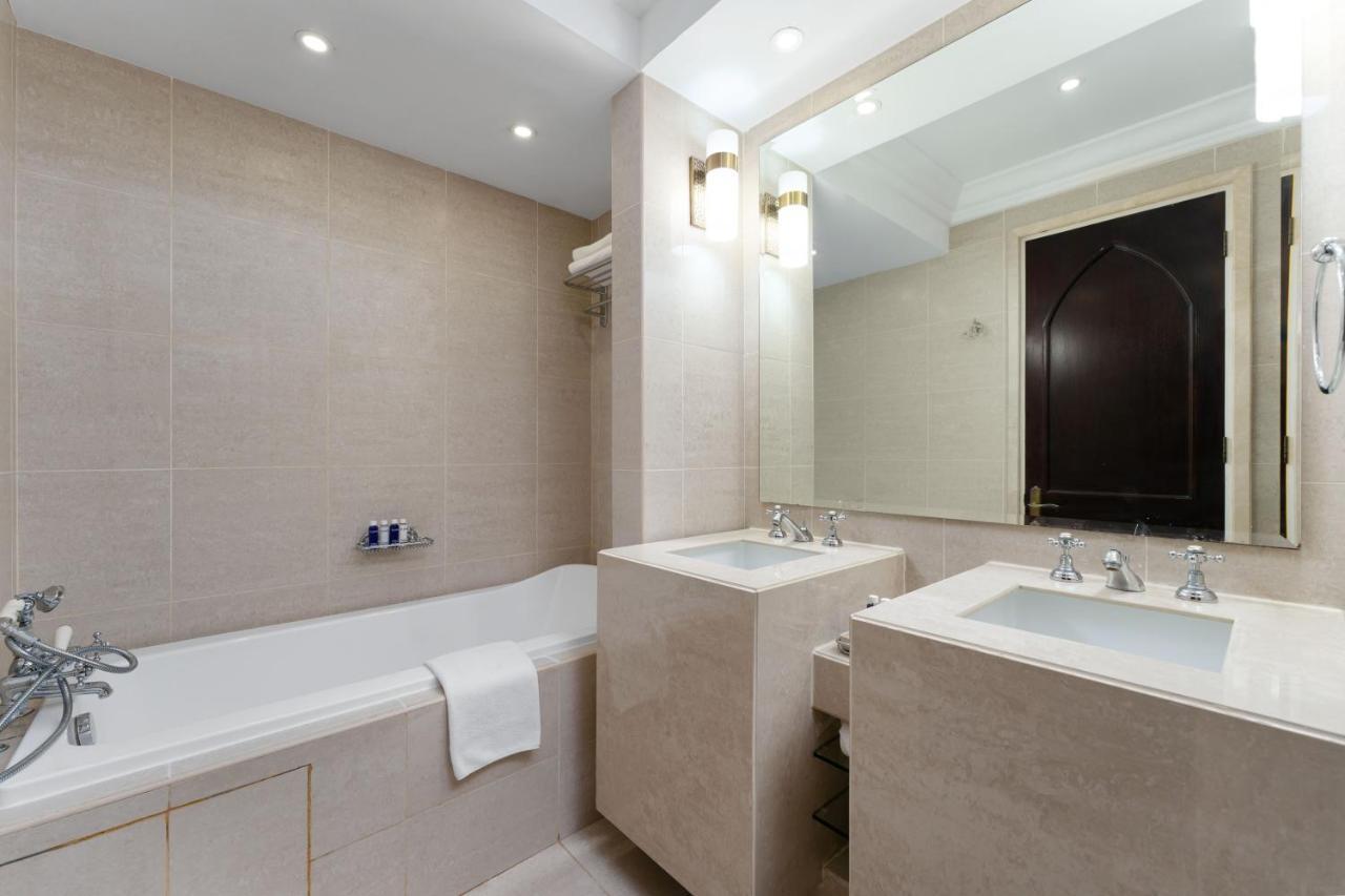 Maison Privee - Elite Connected To Mall & Burj Khalifa Apartment