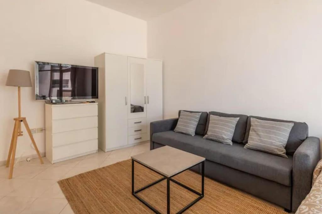 A Cozy Pearl In Apartment