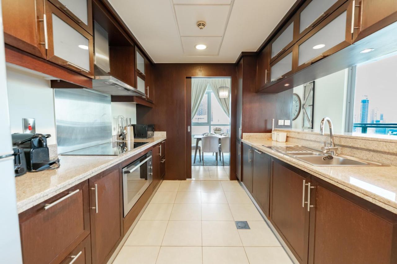 Apartment Fam Living - The Residences Tower - Burj Khalifa & Fountain Views