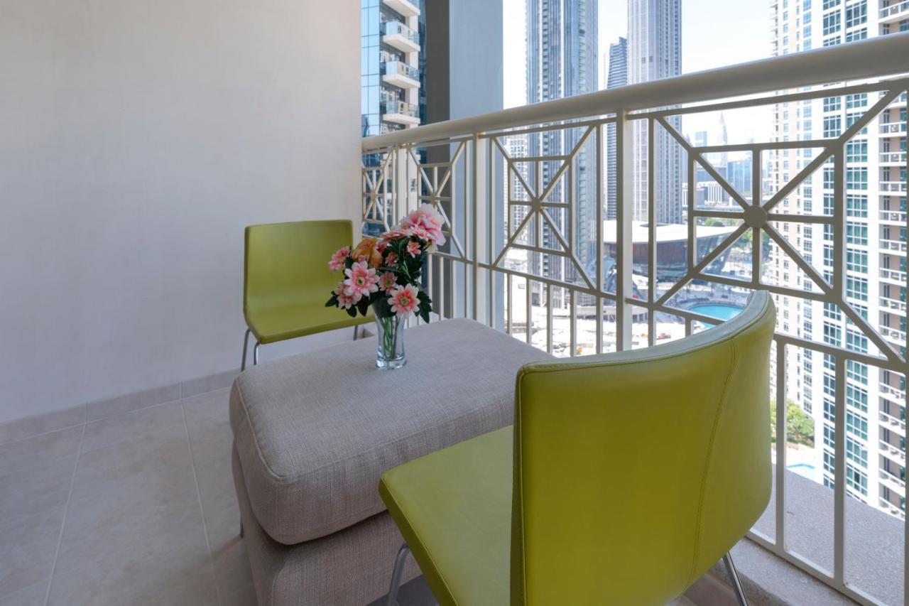 Fountain View Luxury: Downtown With Burj Khalifa Vista Apartment Dubai
