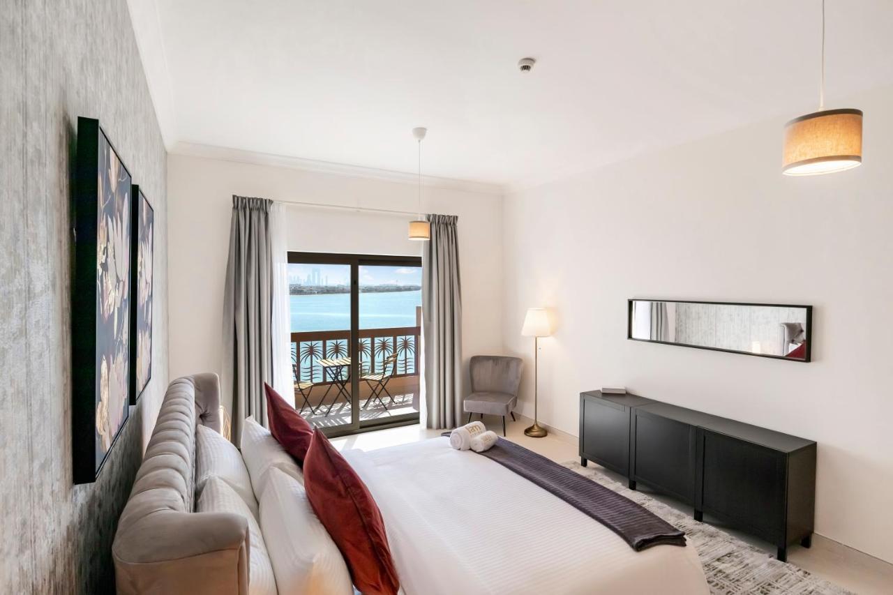 Apartment Fam Living - Private Beach Escapes In Palm Jumeirah Dubai