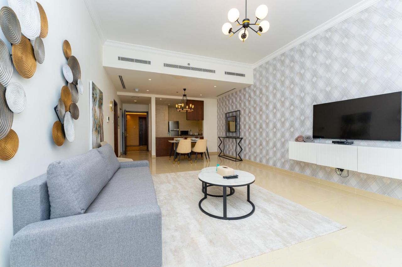 Apartment Fam Living - Private Beach Escapes In Palm Jumeirah *