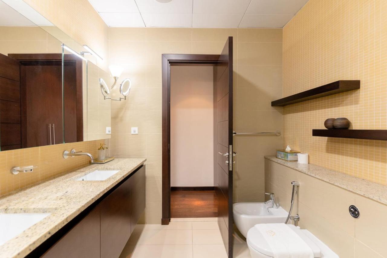 Exclusive Luxury 4 Bedroom Palm Penthouse Apartment