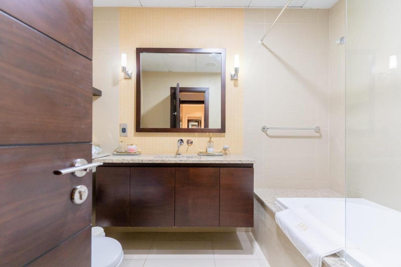 Exclusive Luxury 4 Bedroom Palm Penthouse Apartment Dubai