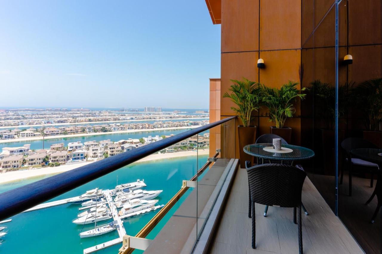Exclusive Luxury 4 Bedroom Palm Penthouse * Dubai