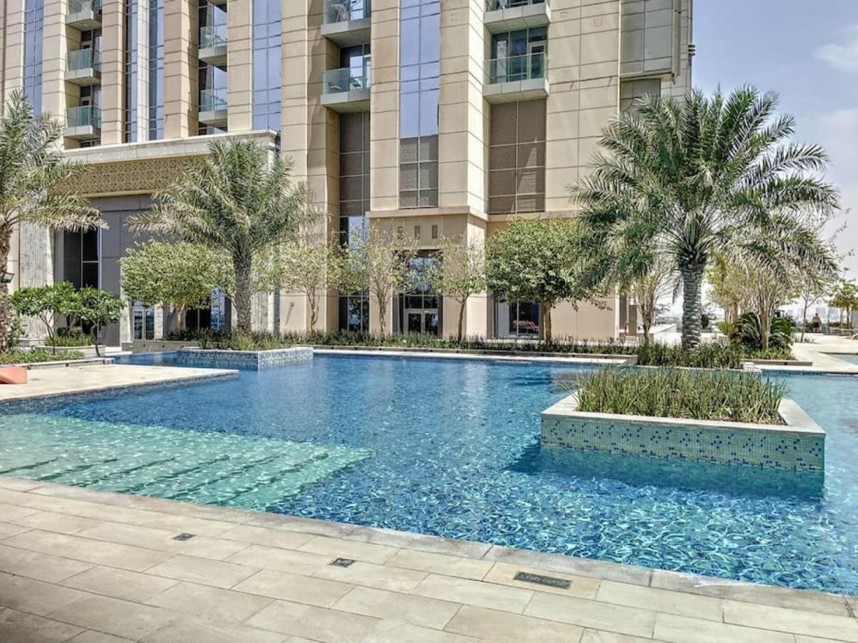 Apartment Meera Tower - Sleek One Bedroom Dubai