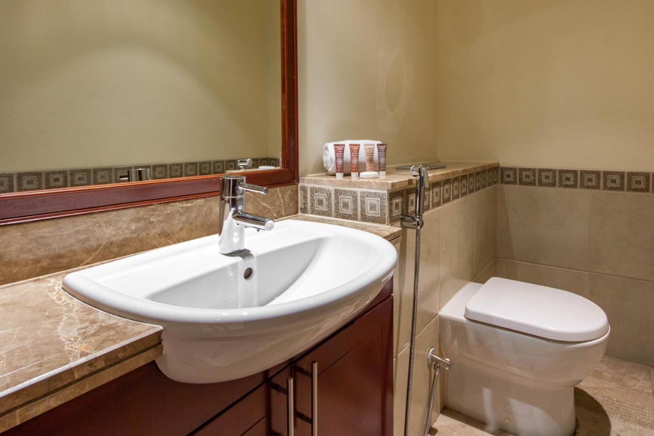 Bespoke Holiday Homes - Palm Jumeirah- 1 Bedroom Fairmont North Residence *