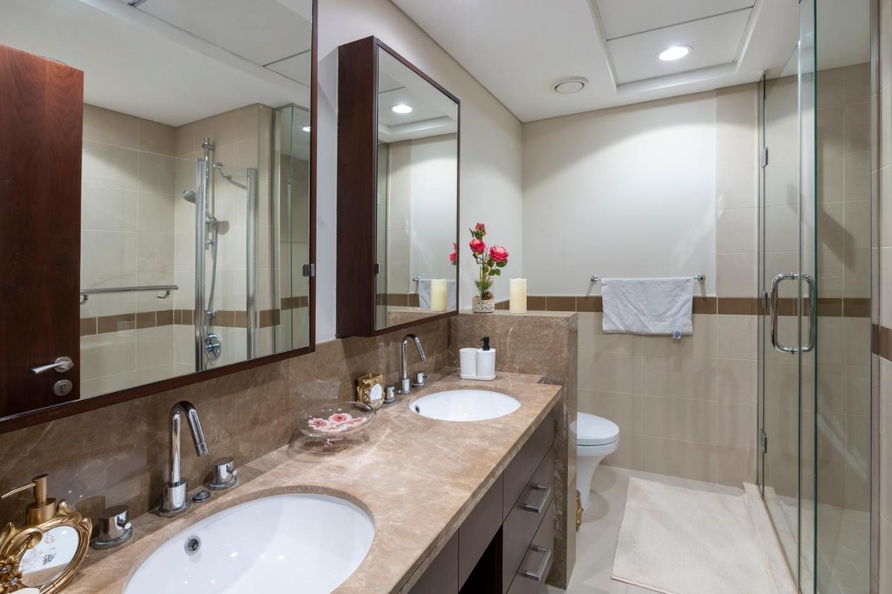 Fountain View Luxury: Downtown With Burj Khalifa Vista Apartment Dubai