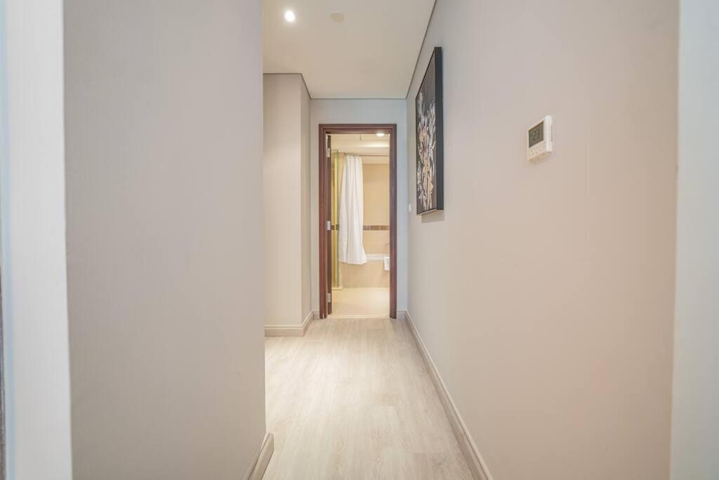 2Br Apartment Near Dubai Mall Burj Khalifa View And Pool *