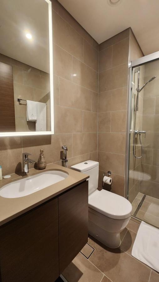 By Latinem Luxury 1br Holiday Cvr A414 Near Burj Khalifa *