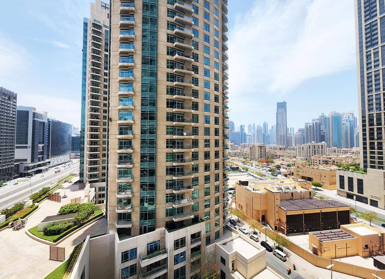Apartment Rh- Luxurious Retreat, Spacious 01 Bedroom Near Burj Khalifa And Mall Dubai