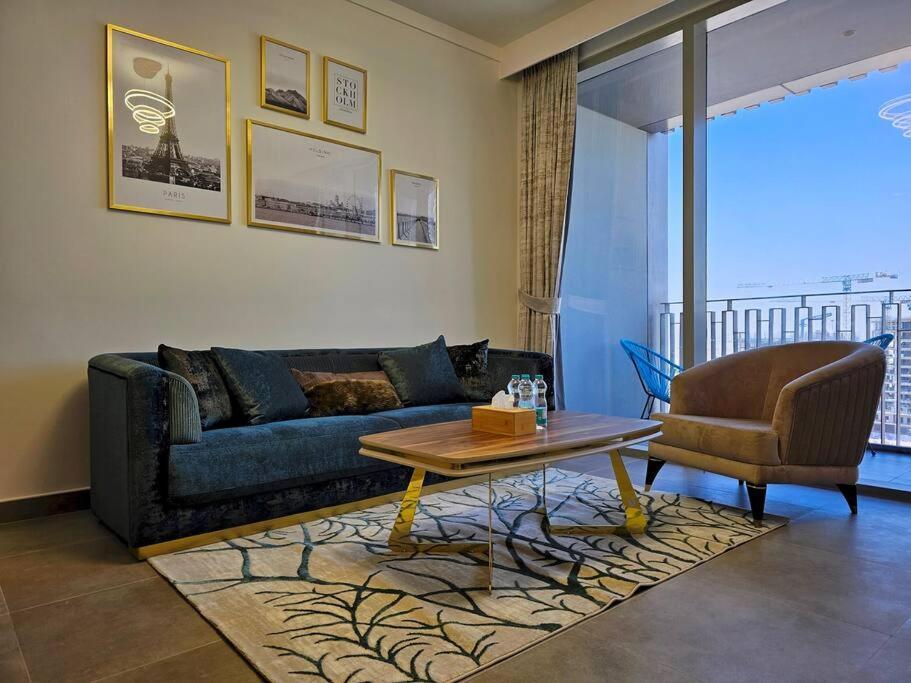 Fortune - 2 Bedroom With Amazing View Apartment *