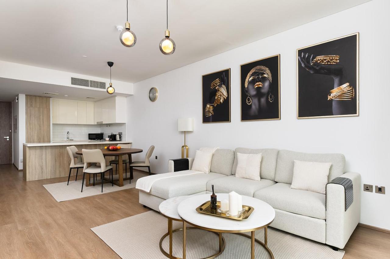 New In Marina With Balcony And Sea View Apartamento *