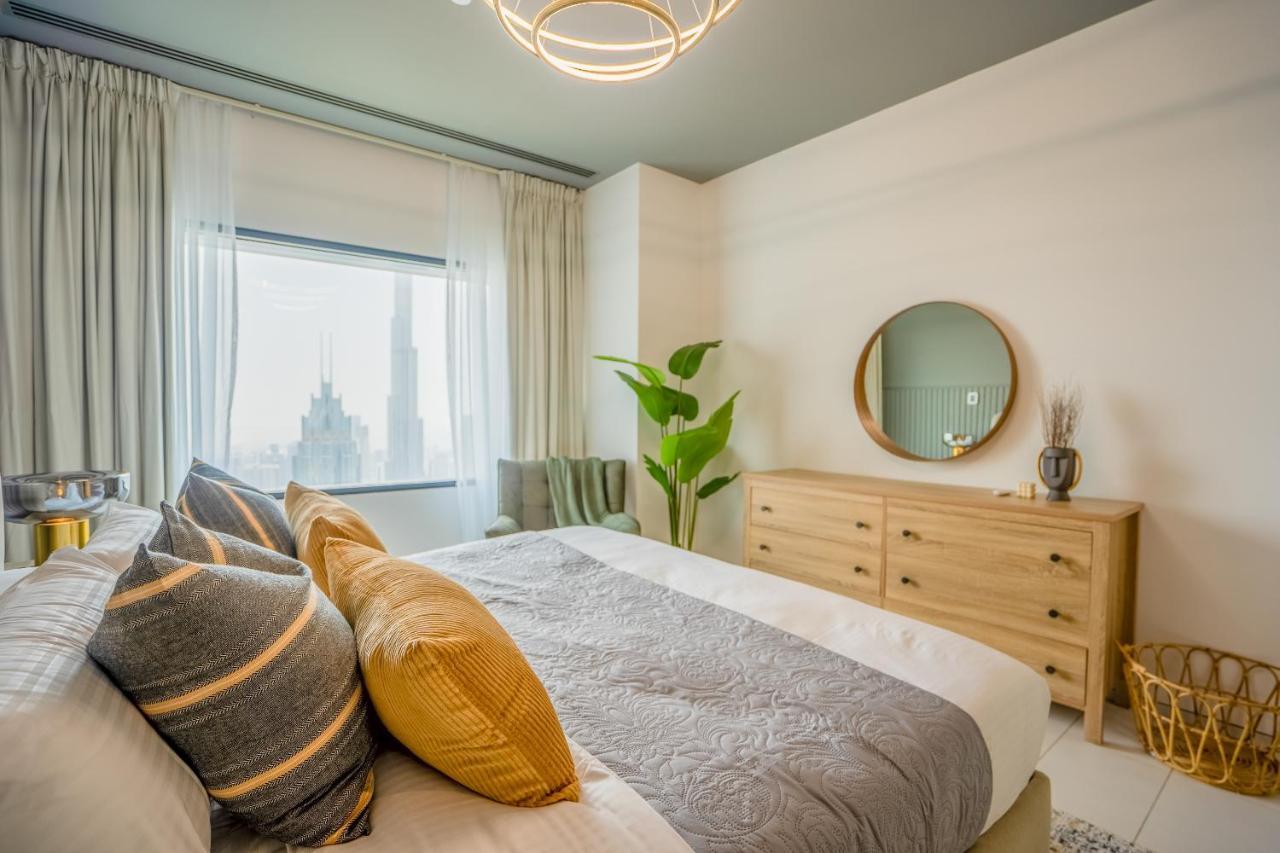 Nasma Luxury - Exquisite Hideaway With Awe-ins Burj Khalifa Views Apartment Dubai