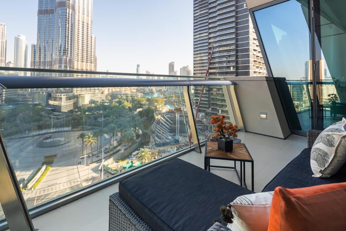 Frank Porter - Burj Vista Dubai