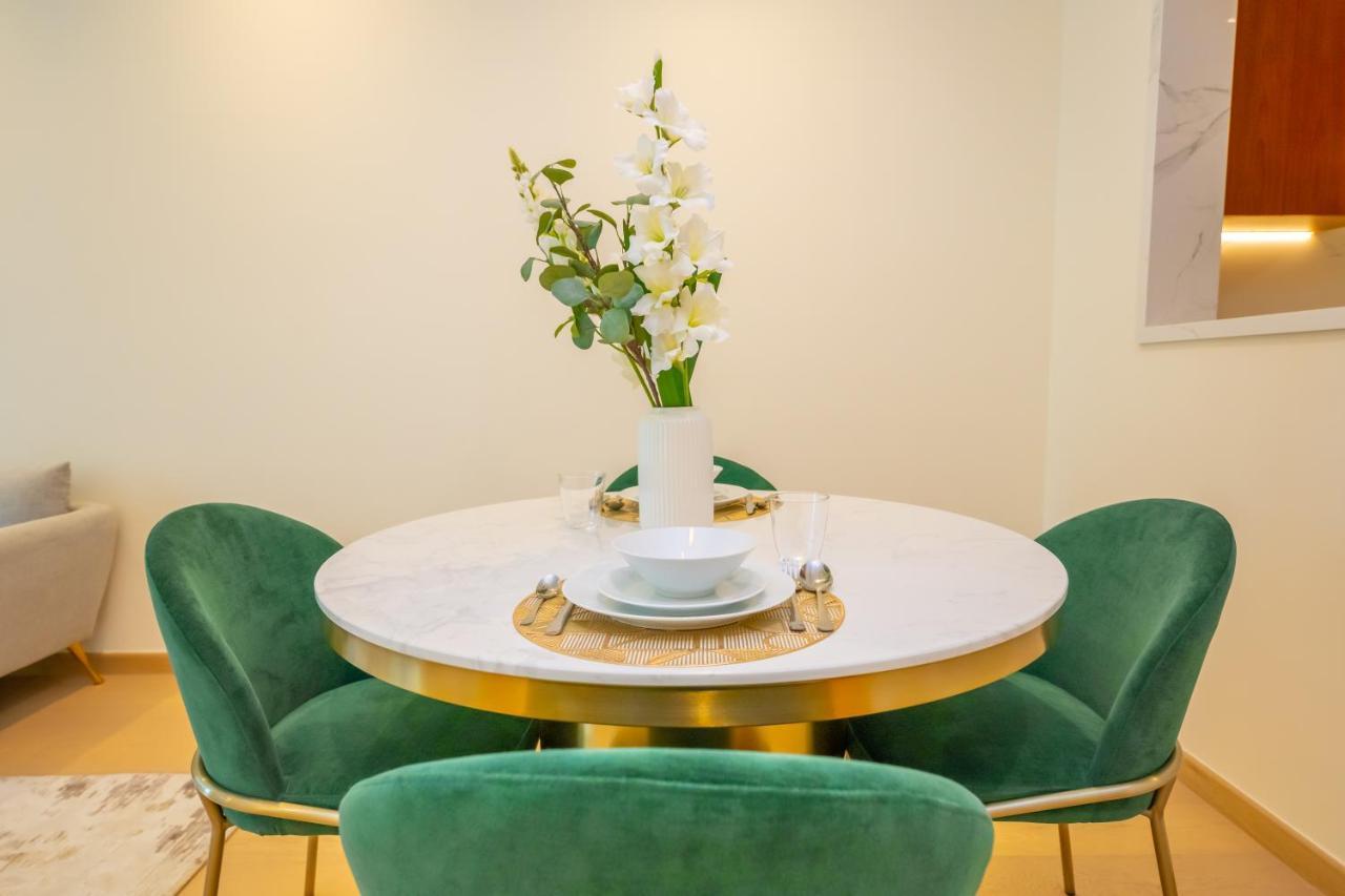 Fam Living - Rp Heights - 3 Mins Walk To Burj Khalifa & Mall Downtown Apartment
