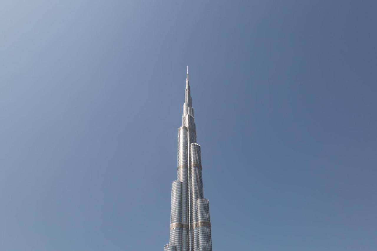 Frank Porter - The Lofts Apartment Dubai