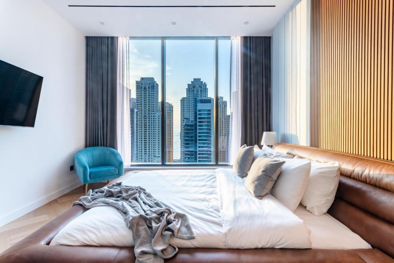 Luxury Penthouse At Marina 180 Marina Views Daire Dubai