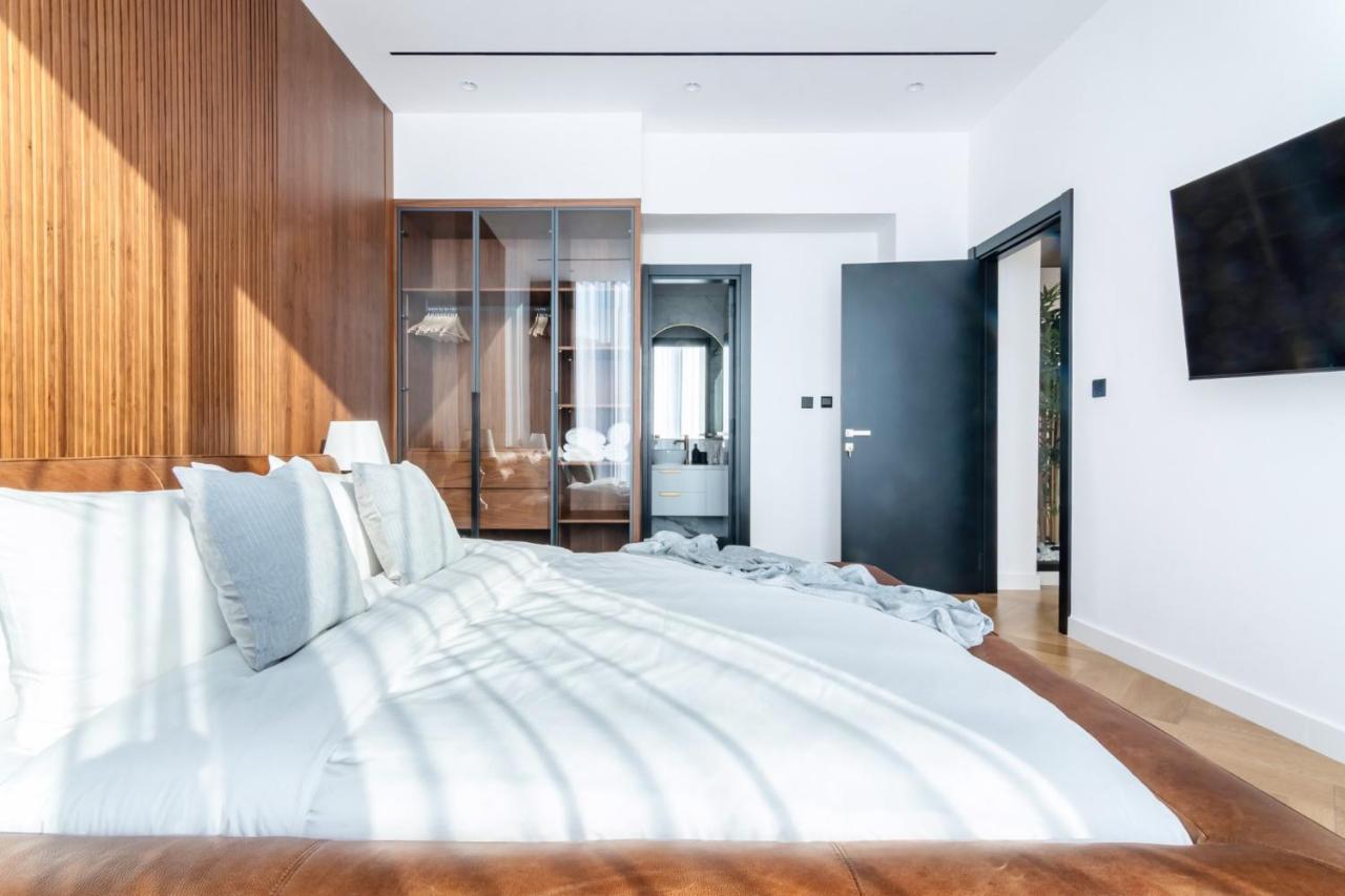 Luxury Penthouse At Marina 180 Marina Views Daire Dubai