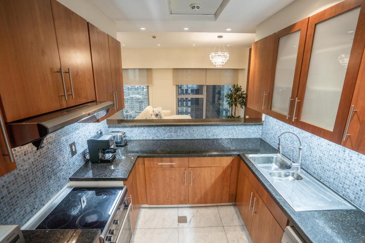 Nasma Luxury - Park Tower Apartment Dubai