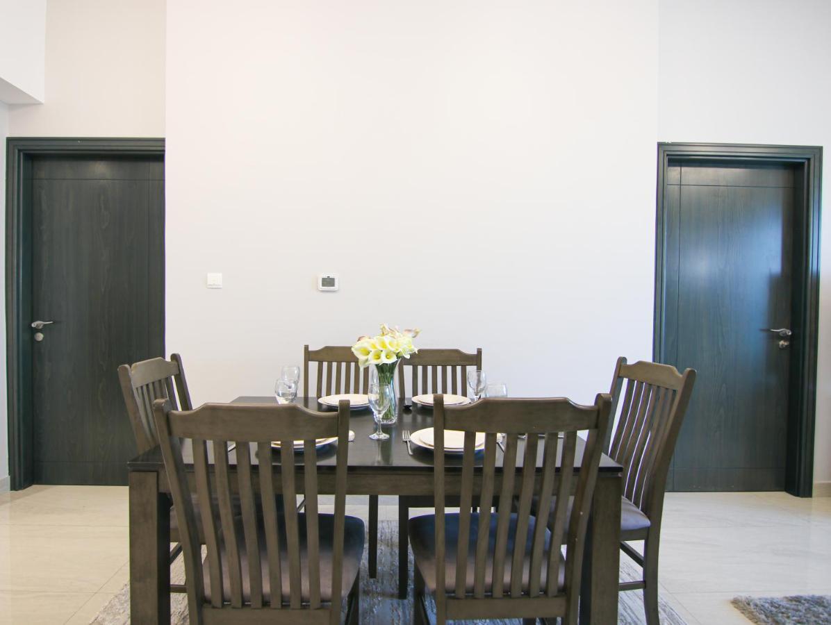 2 Bedroom Burj Khalifa View With Large Private Terrace Daire Dubai