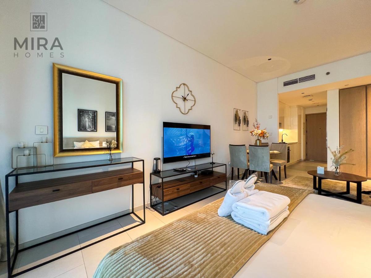 Mira - Serviced Studio In Marquise Square Dubai