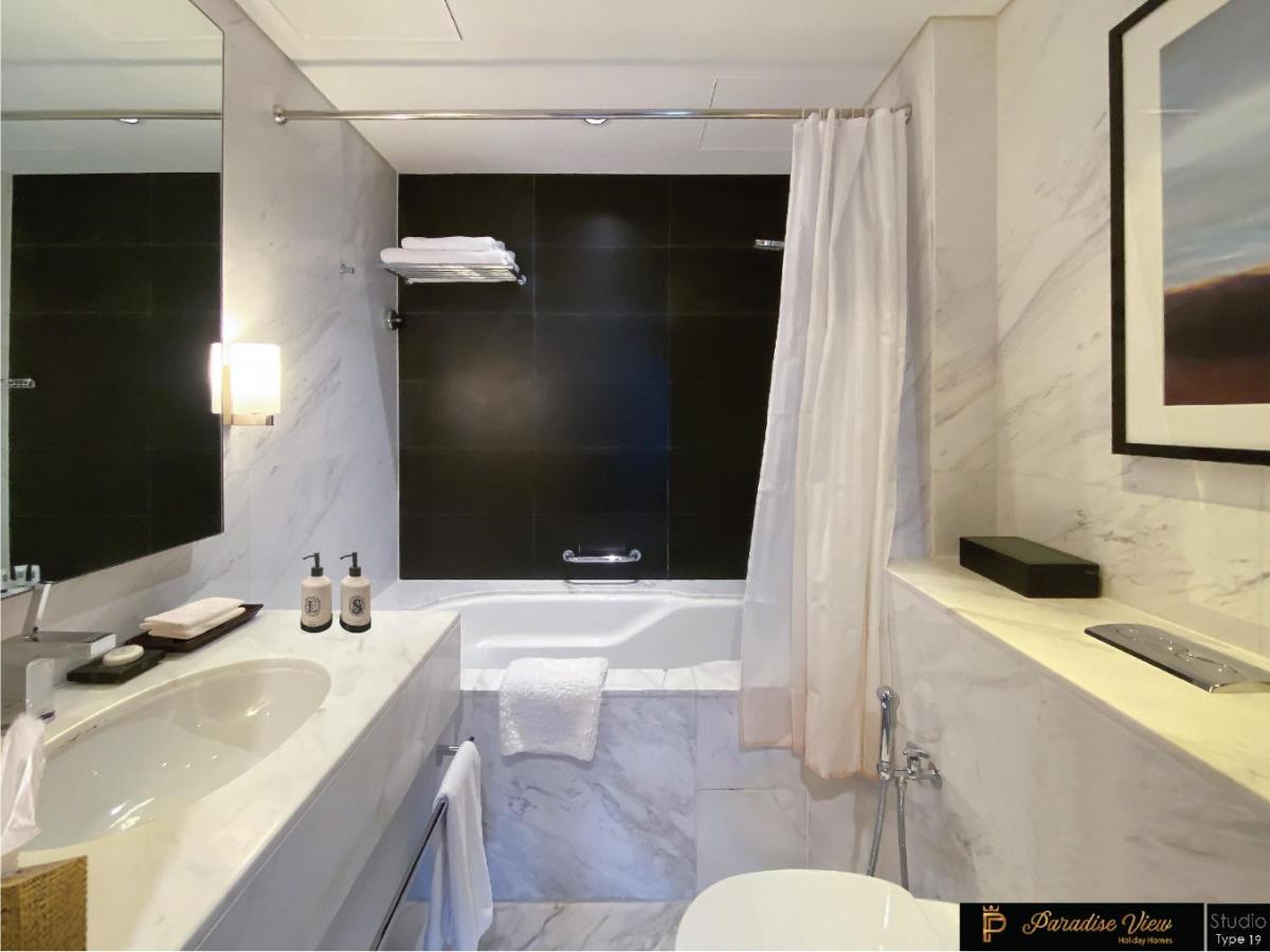 Apartment The Address Mall Residences, Paradise View *