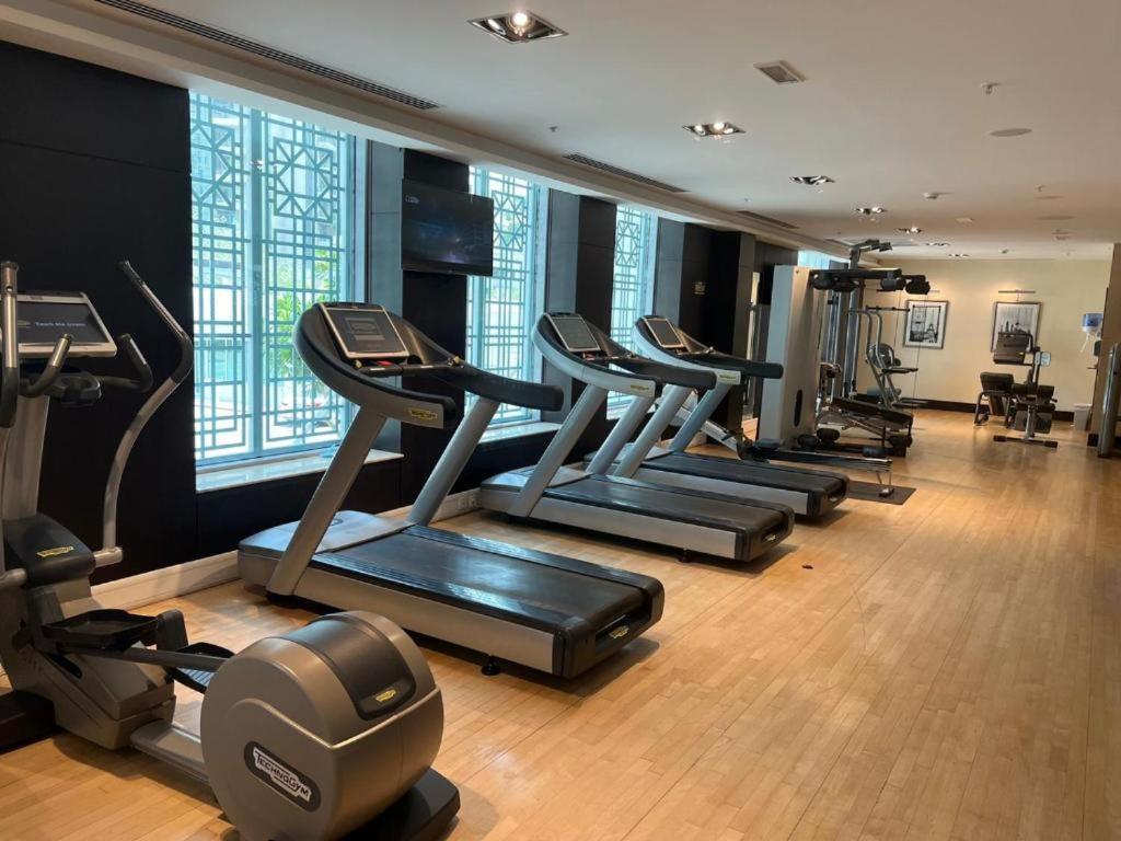 2Br Apartment Near Dubai Mall Burj Khalifa View And Pool Dubai