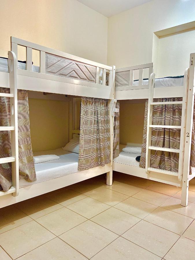 York Backpackers - Jumeirah Beach Hostel Dubai