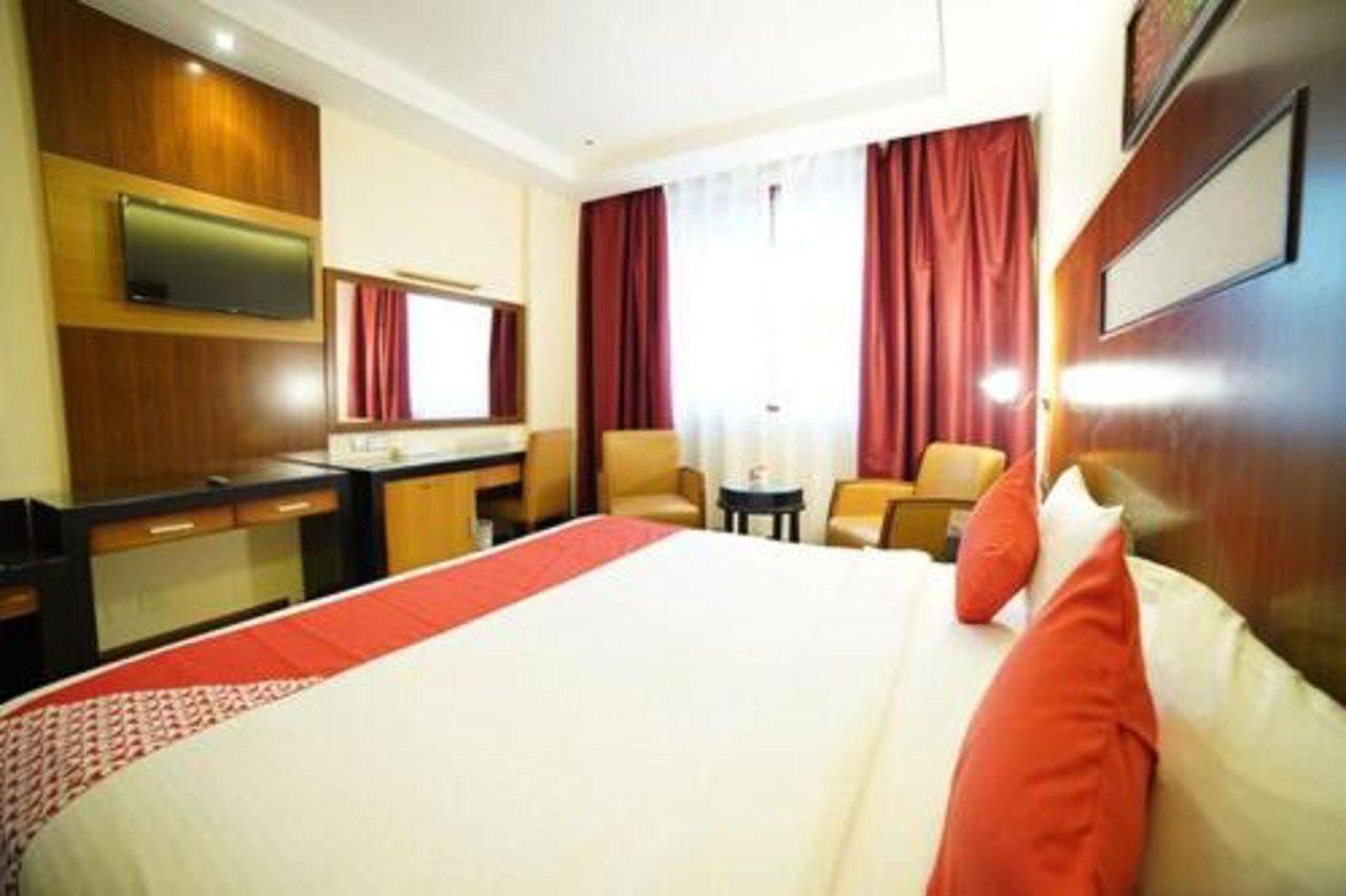 Sun And Sands Downtown Hotel 3*