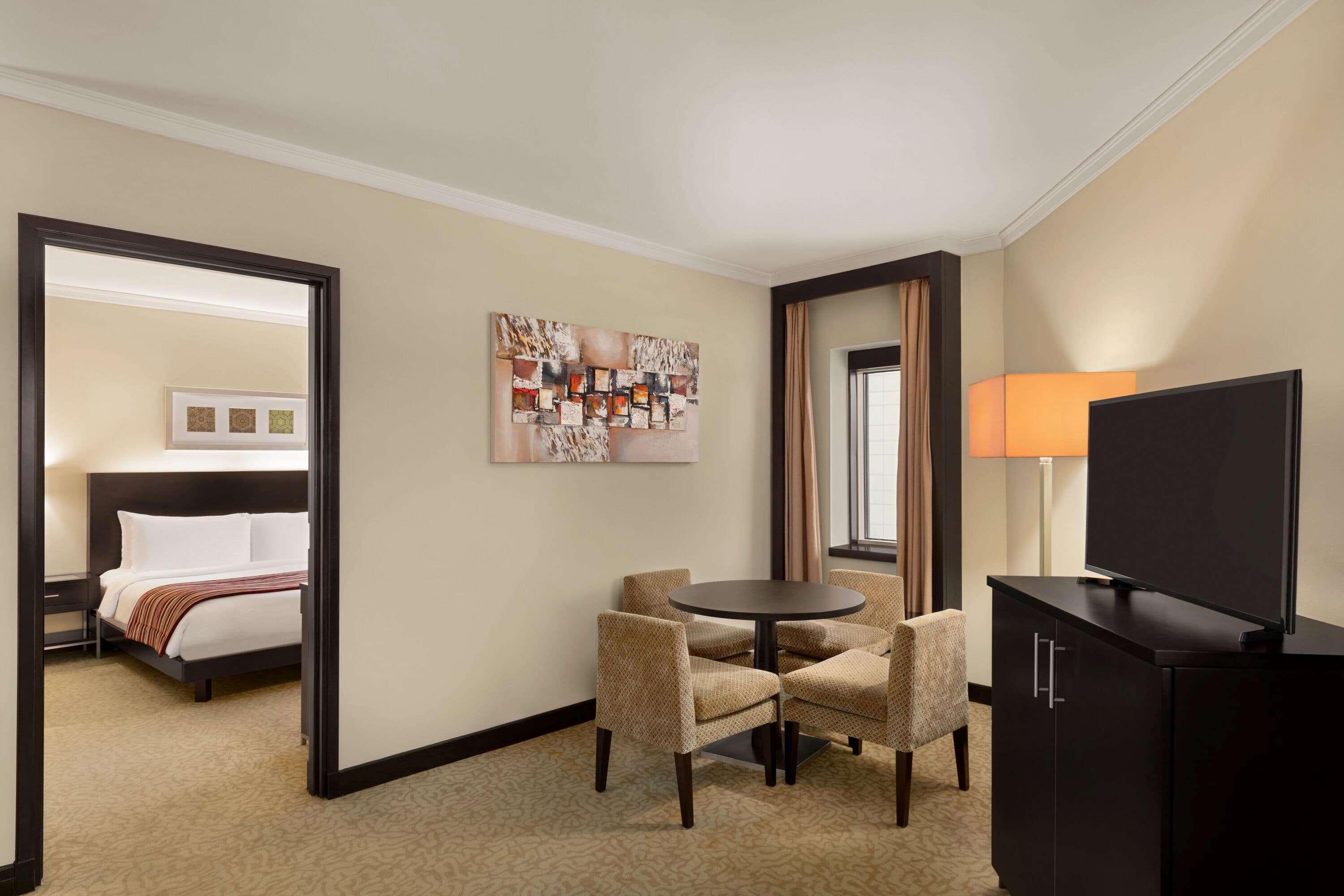 Hotel Ramada Plaza By Wyndham Deira 4*