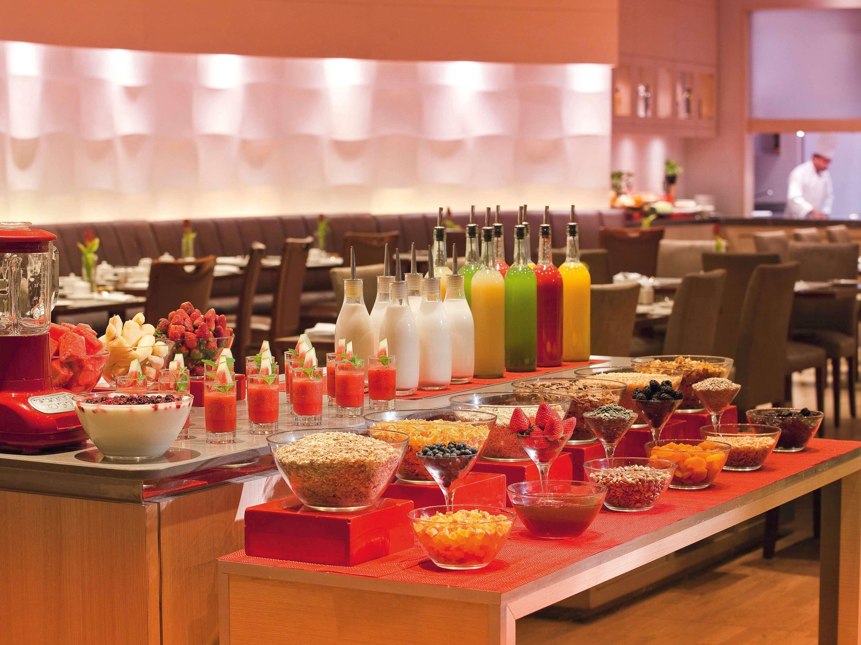 Moevenpick & Bur Hotel Dubai