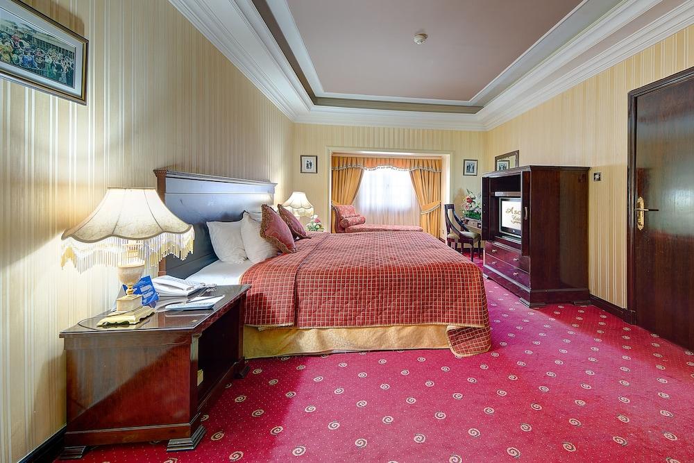 Ascot Hotel Dubai
