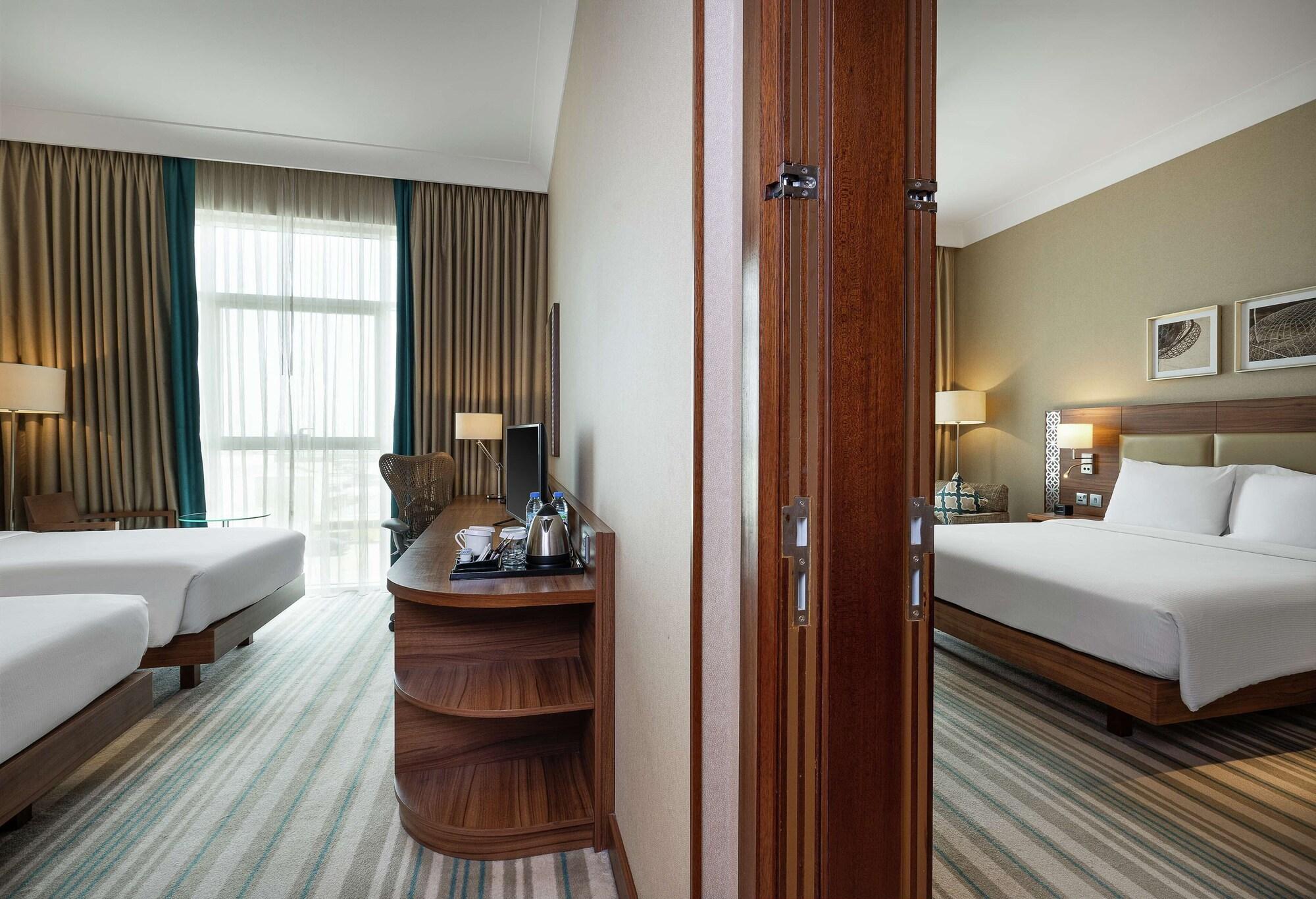 Hilton Garden Deira 4* Dubai
