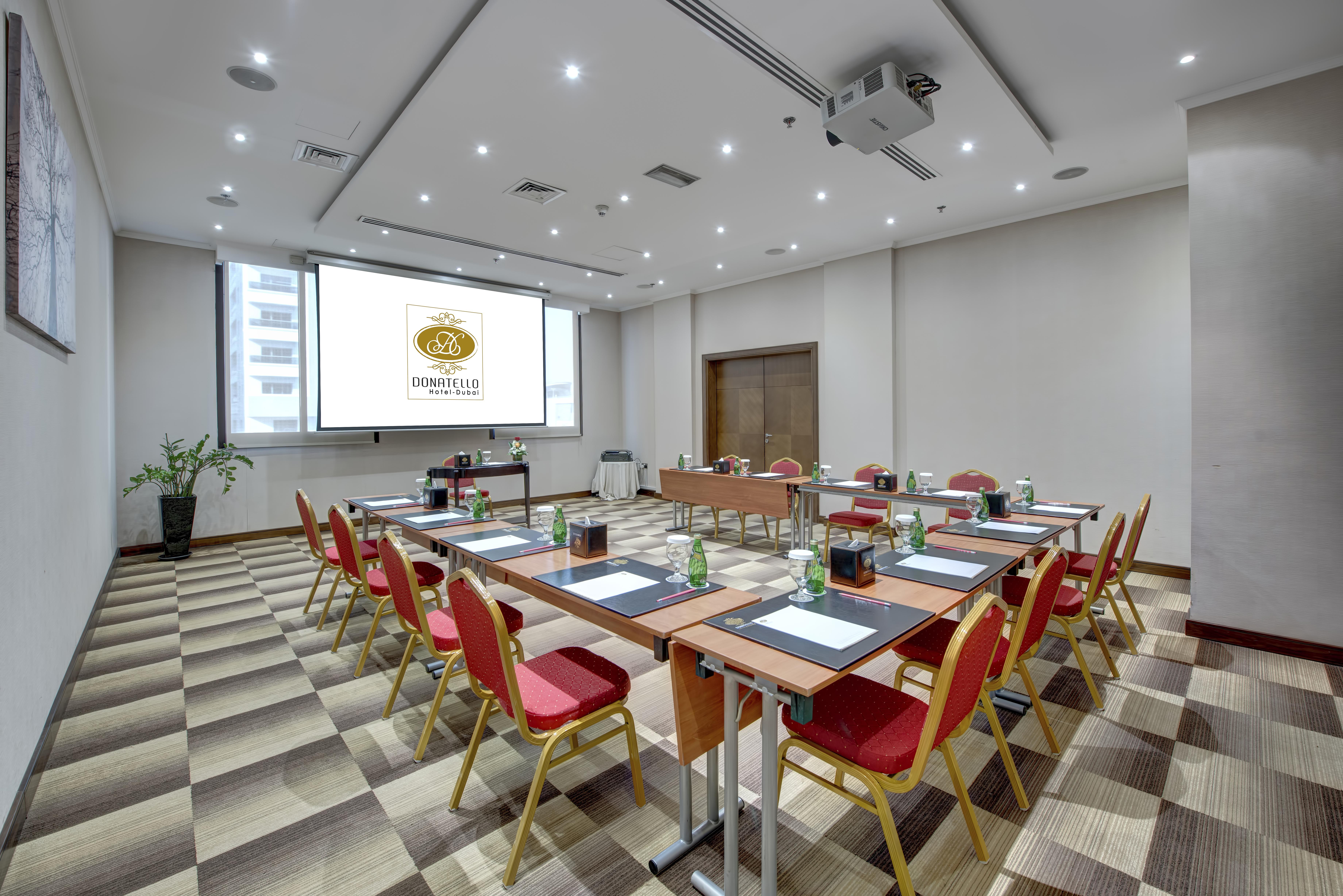Donatello Hotel 4*