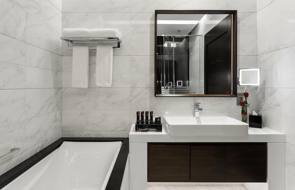 Renaissance Business Bay Hotel, Dubai
