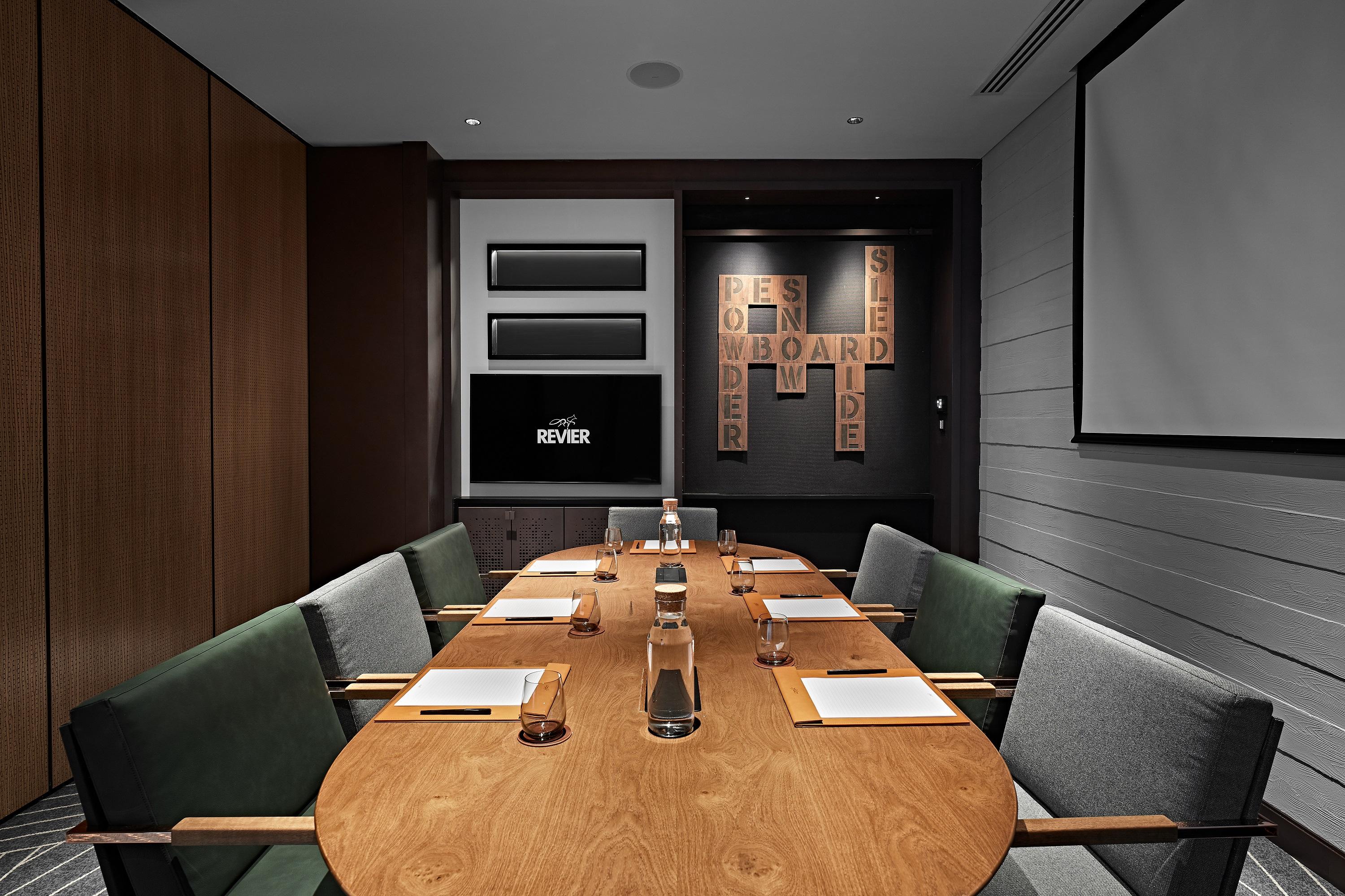 Revier - 4* Dubai