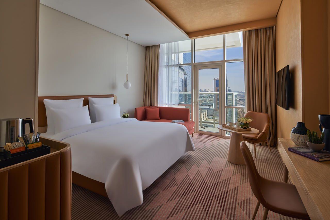 Novotel Jumeirah Village Triangle Otel 4*