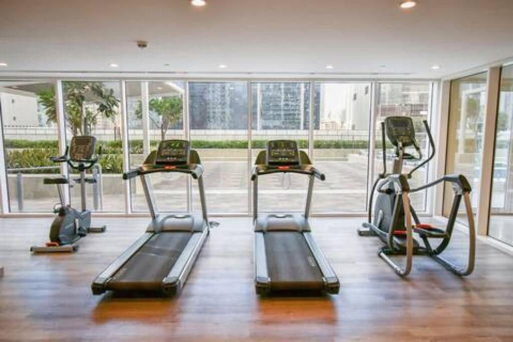 Reva Tower- 2br Mall Walking & Canal Facing Apartamento Dubai