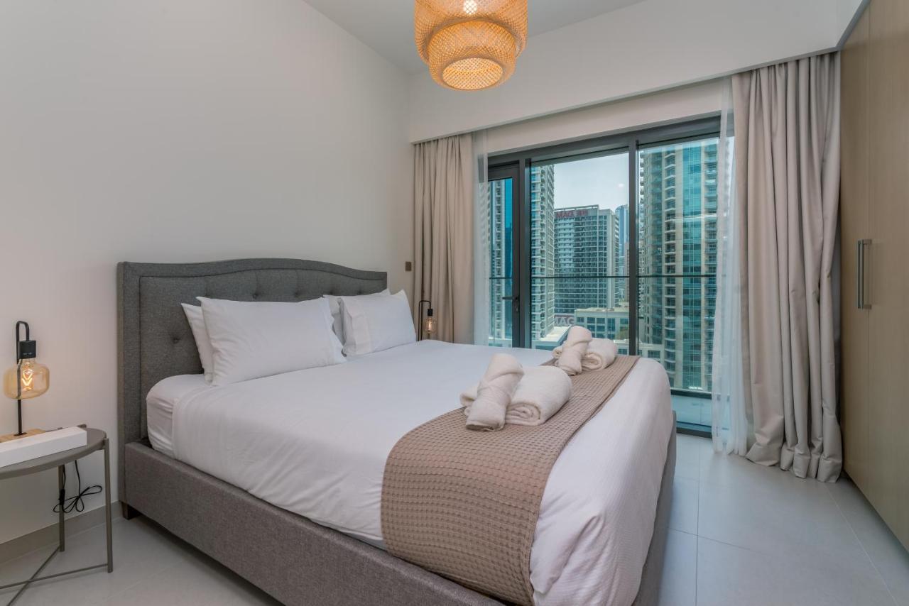 Luxury Burj Royale In The Heart Of Downtown Apartment