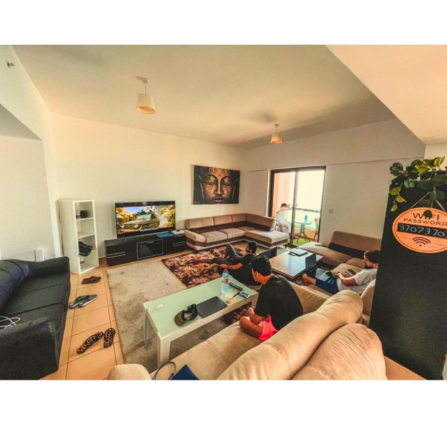 Eye Hostel Dubai