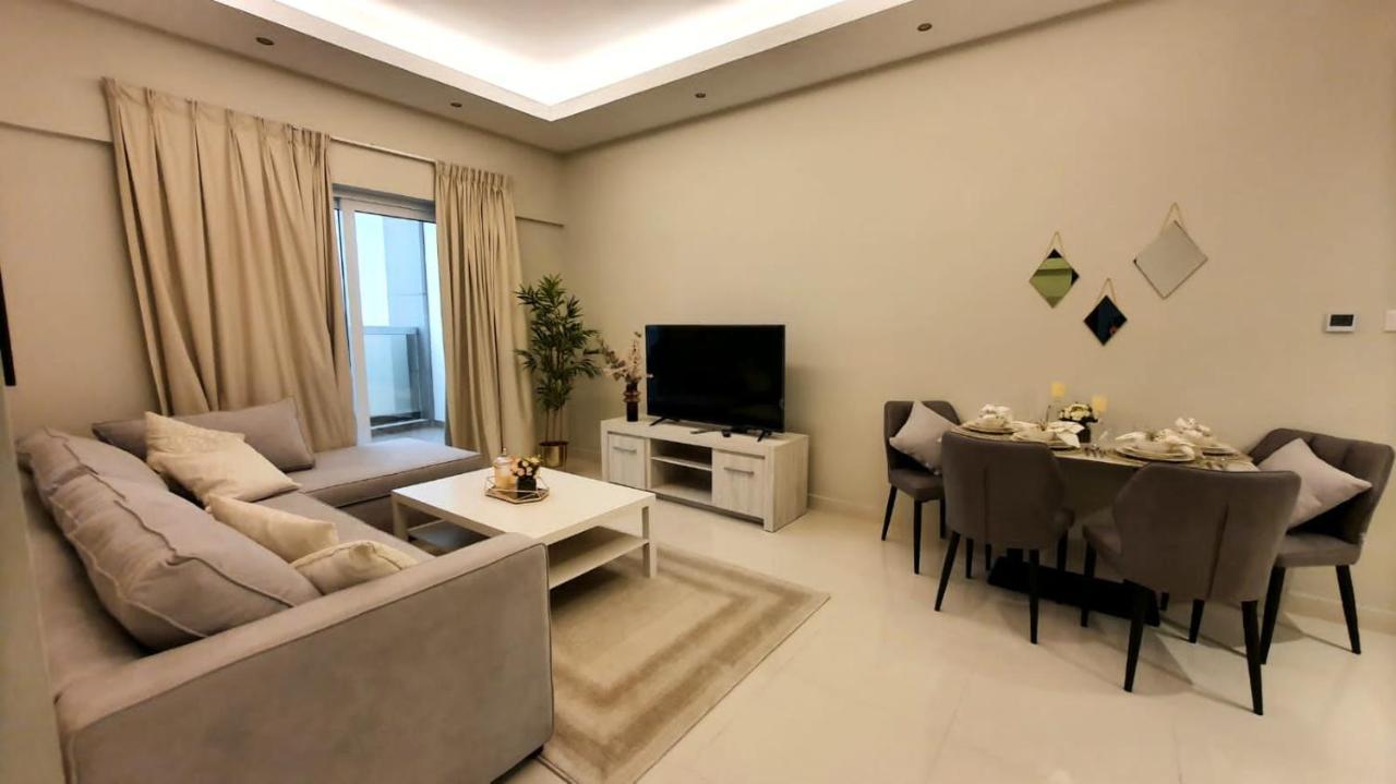 Hera Aparthotel *