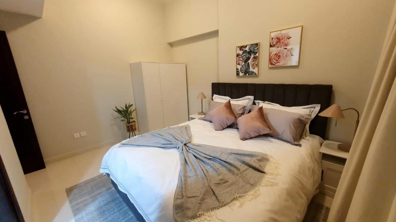 Hera Aparthotel