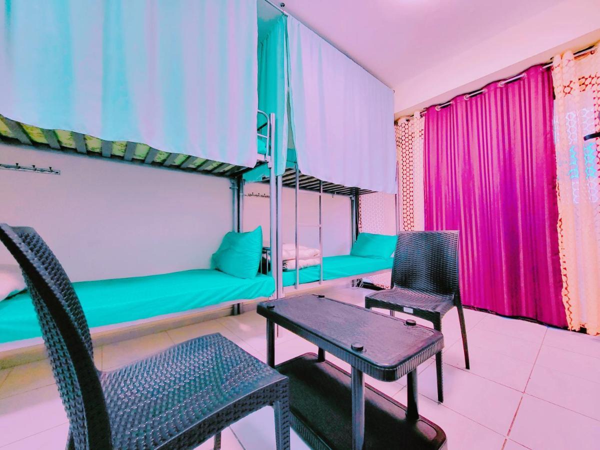 Vacation Near Adcb Metro & Sharaf Dg Metro Stations Dubai
