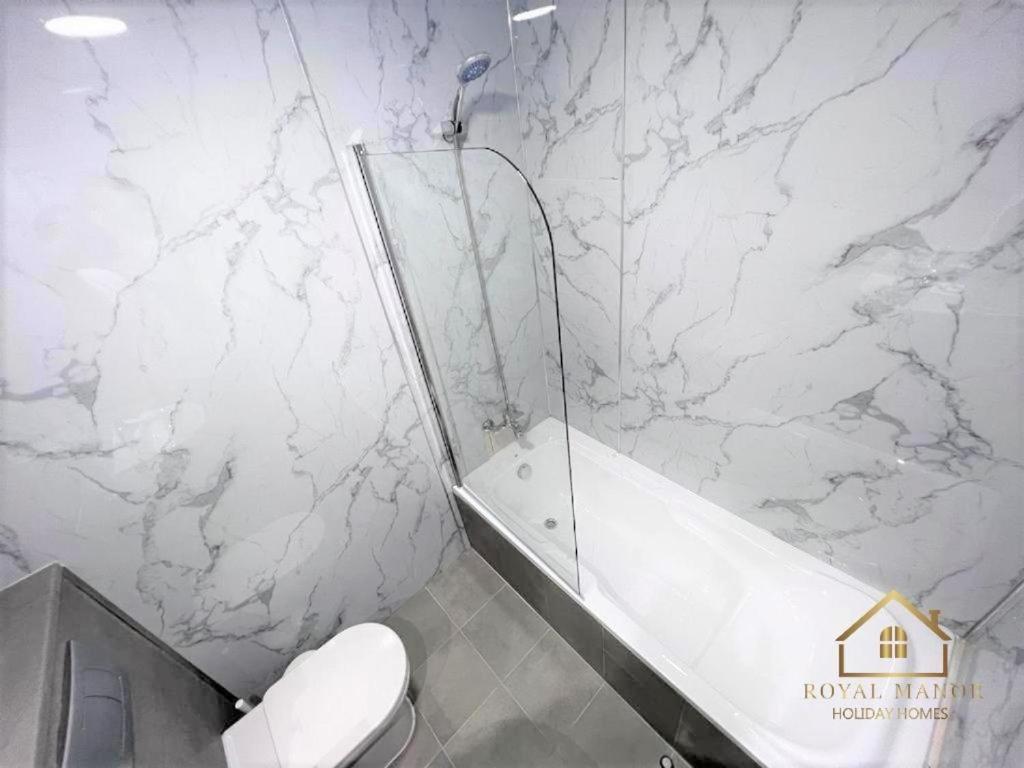 Royal- Cozy Studio In Marina Diamond 2 * Dubai