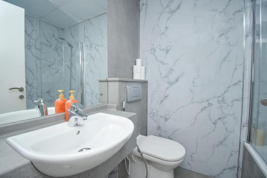 Royal- Cozy Studio In Marina Diamond 2 *