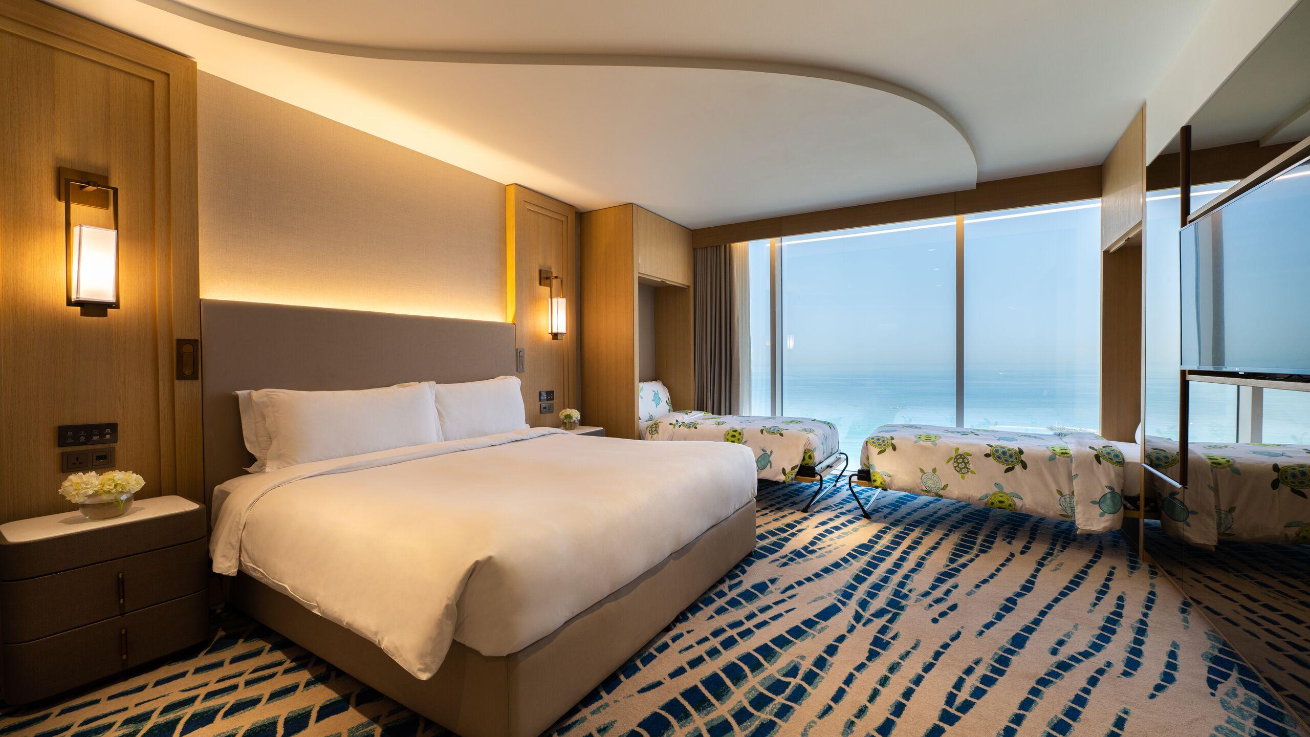 Jumeirah Beach 5*