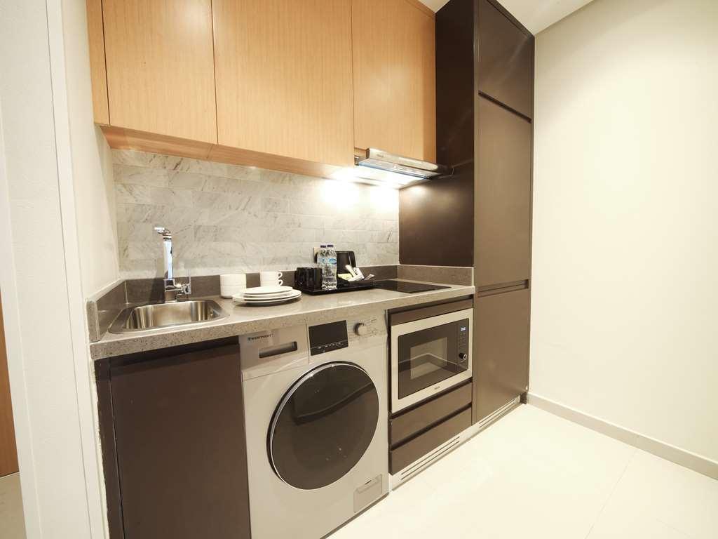 Adagio Jumeirah Village Triangle 4* Dubai